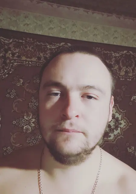 Александр из Павлограда, ищу на сайте знакомства без обязательств