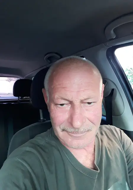 Саша из Киева, ищу на сайте знакомства без обязательств