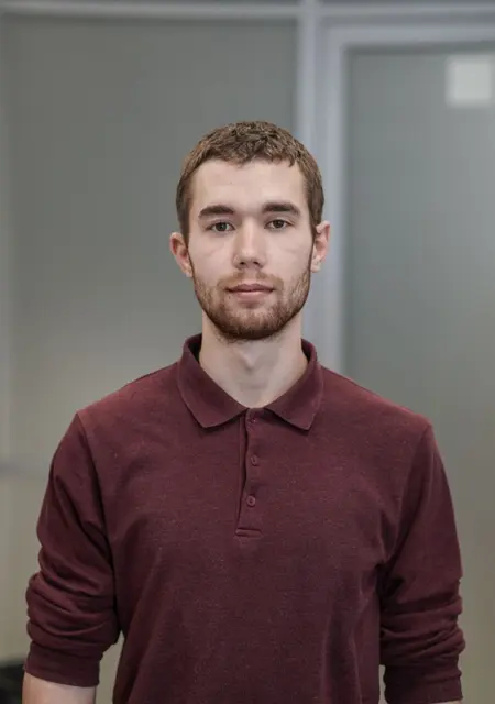 Виталий из Гродно, мне 24, познакомлюсь без обязательств