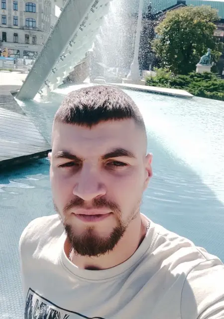 Kucher из Познани, ищу на сайте вирта