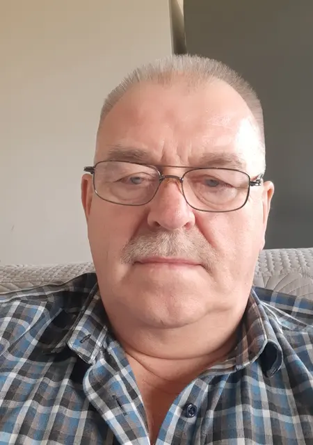 Юльян из Минска, мне 62, познакомлюсь на одну ночь