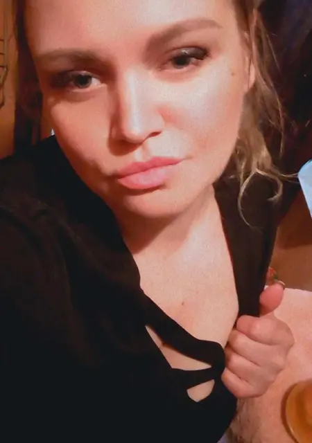 Lisi из Амстердама, ищу на сайте знакомства на одну ночь