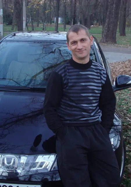 Я Саша, 49, знакомлюсь без обязательств в Кривом Роге