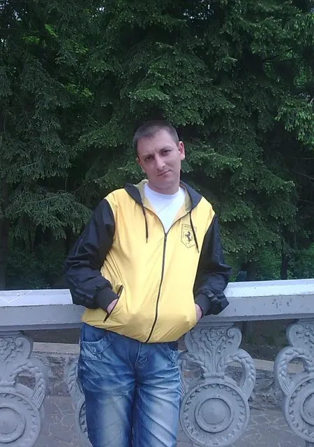 Я Александр, 42, из Харькова, ищу знакомство для вирта