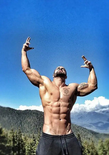 Роман из Сум, ищу на сайте вирта