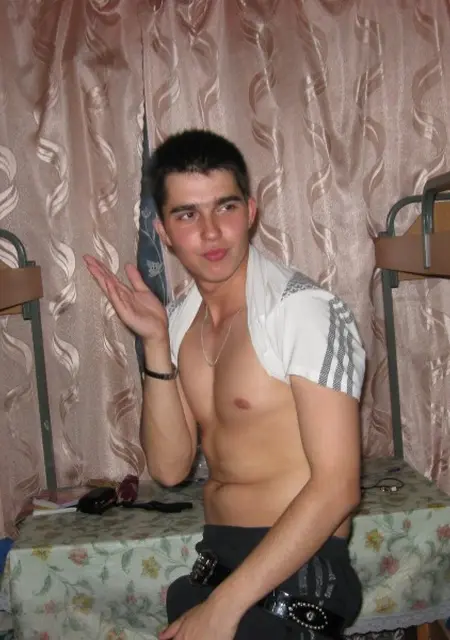 Я Misha, 45, из Черкасс, ищу знакомства без обязательств