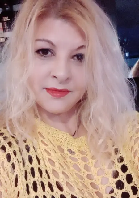 Я Mary G, 45, из Мадрида, ищу знакомства без обязательств