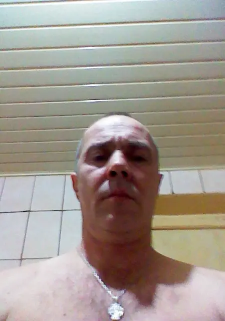 Александр из Барановичей, ищу на сайте знакомства на одну ночь