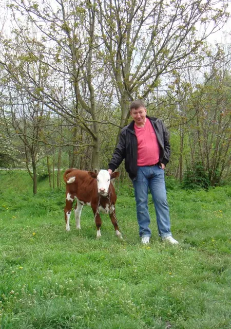 Я Игорь, 60, знакомлюсь для приятного времяпровождения в Чернигове