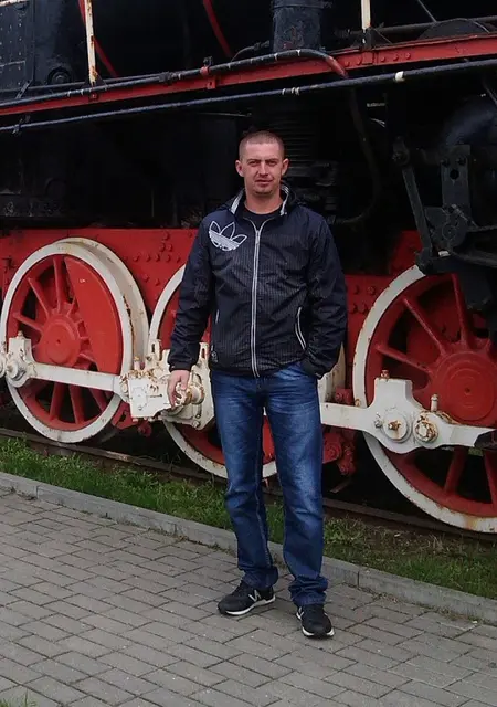 Я Serega, 41, из Пинска, ищу знакомство для приятного времяпровождения