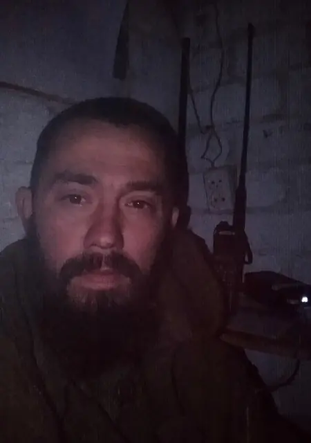 Я Чак, 43 років з Донецька, шукаю знайомства без зобов'язань