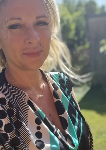 Я Cynthia, 25, из Венеции, ищу знакомство для открытые отношения