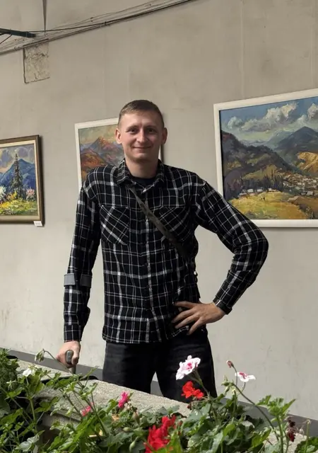 Я Міша, 27 років, знайомлюсь для приємного проведення часу у Рівному