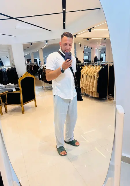 Я Джавид, 31, знакомлюсь для постоянных отношений в Каире