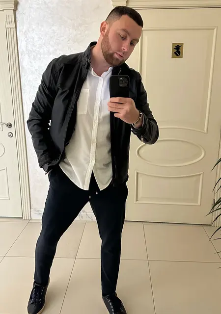 Ваня из Мукачева, мне 36, познакомлюсь для дружбы