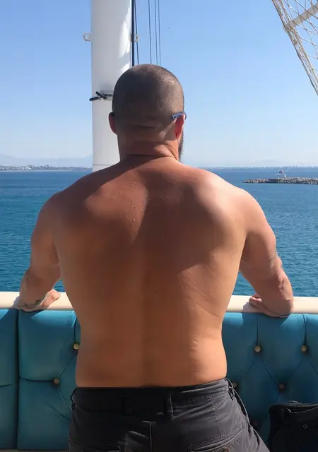 Я Ігор, 43 років, знайомлюсь без зобов'язань у Полтаве