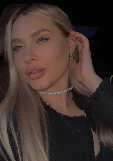 Марина из Днепра, ищу на сайте постоянные отношения