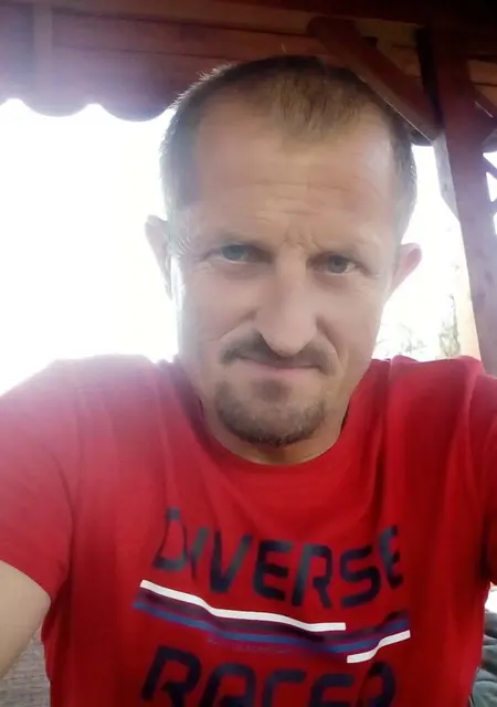 Я Andrzej, 48, из Варшавы, ищу знакомства без обязательств