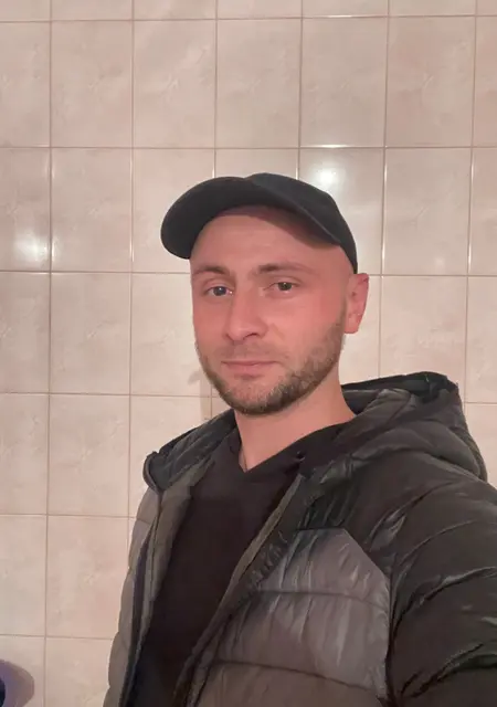 Максим из Вознесенска, ищу на сайте постоянные отношения