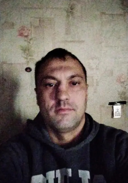 Павел из Макеевки, ищу на сайте знакомства на одну ночь