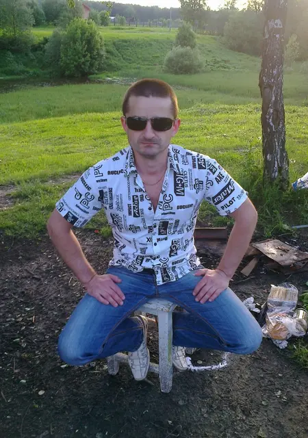 Александр из Пинска, мне 45, познакомлюсь на одну ночь