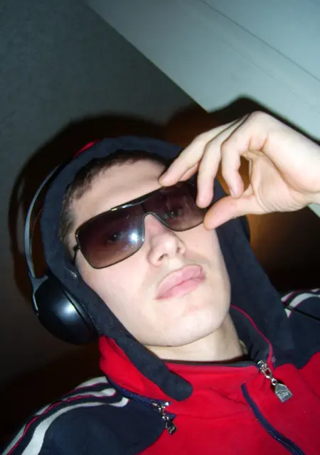 Rej из Луганска, мне 43, познакомлюсь на одну ночь