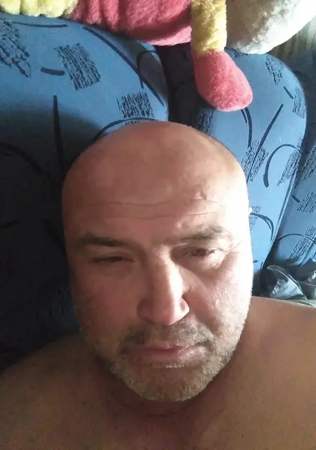 Владимир из Сарани, мне 25, познакомлюсь на одну ночь