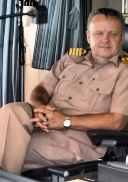 Я Valeriy, 60 років, знайомлюсь без зобов'язань у Миколаєві