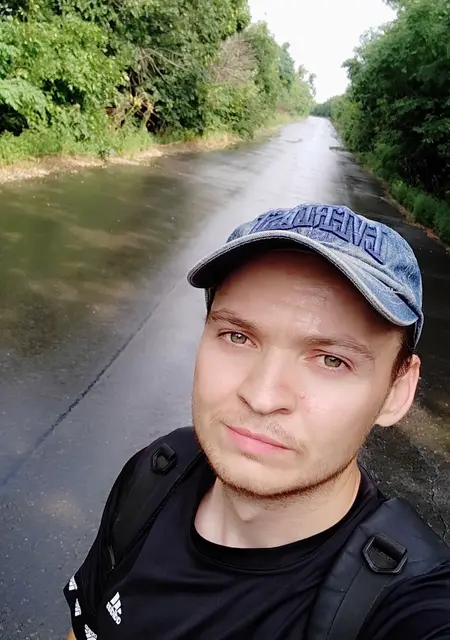 Я Андрей, 30 років, знайомлюсь для постійних стосунків у Kadiivka