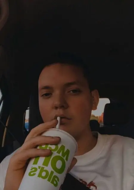 Kallum from London, looking for friendship