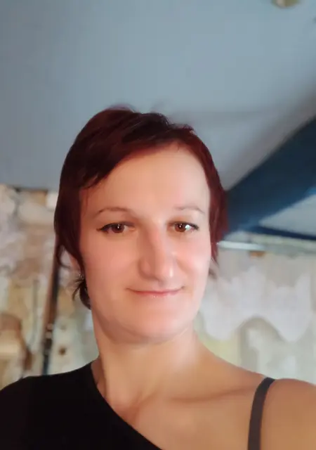 Я Ирина, 40, знакомлюсь на одну ночь в Киеве