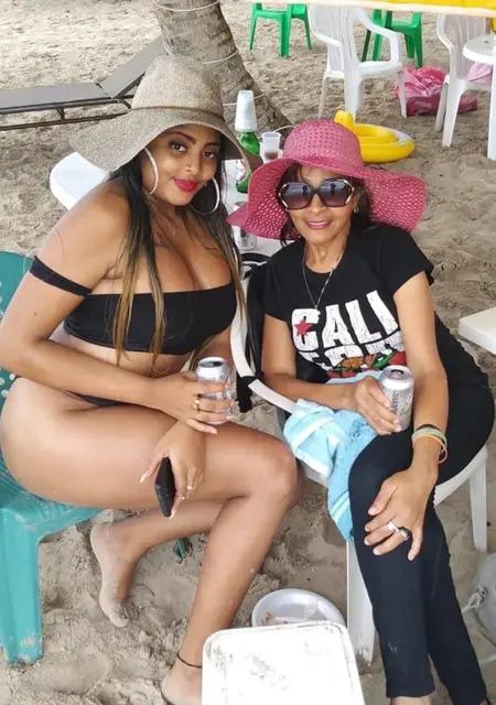 Noemi из Санто-доминго Эста, мне 32, познакомлюсь без обязательств