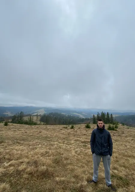 Я Сергій, 27 років, знайомлюсь на одну ніч у Полтаве