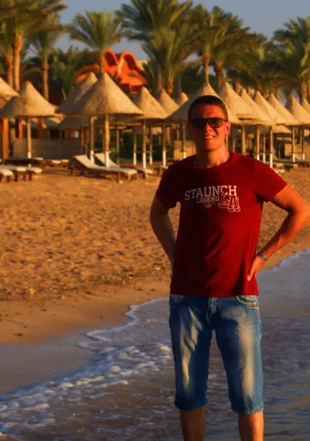 Я Слава, 32, знакомлюсь для совместных путешествий в Шымкенте