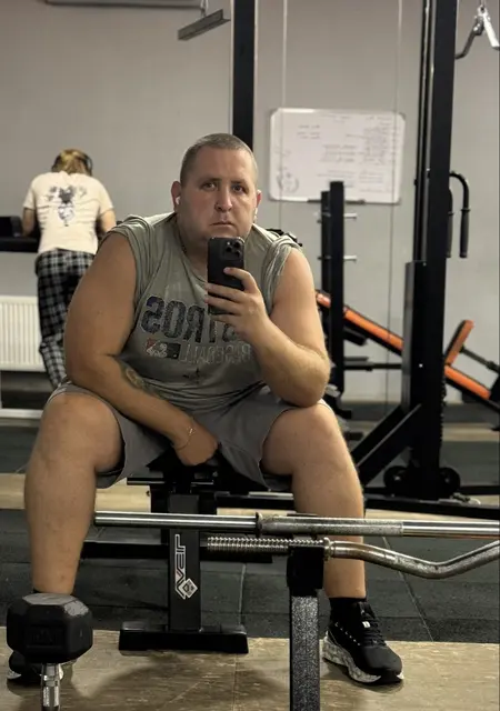 Олег из Киева, ищу на сайте знакомства без обязательств