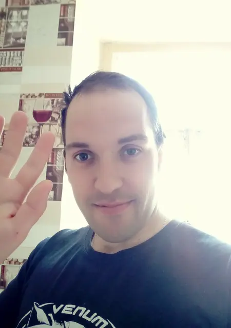 Я Володя, 30, знакомлюсь без обязательств в Константиновке