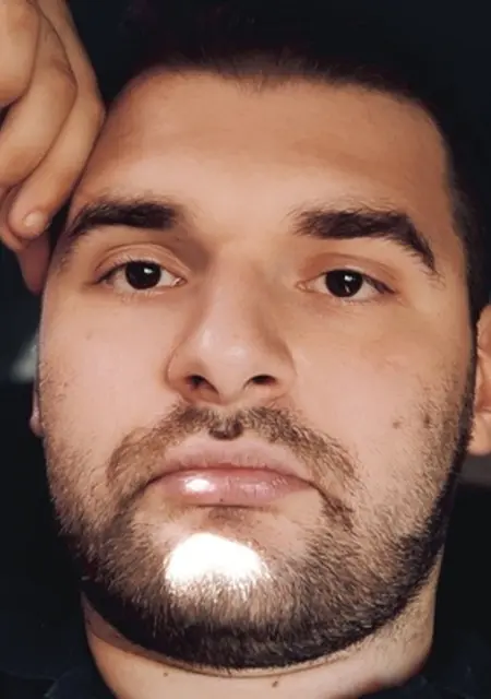 Я Владислав, 27, знакомлюсь без обязательств в Донецке