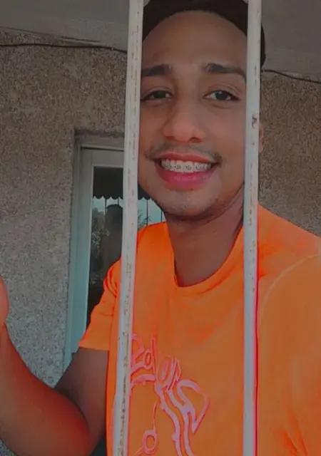 Я Rafal, 22, из Мадрида, ищу знакомство