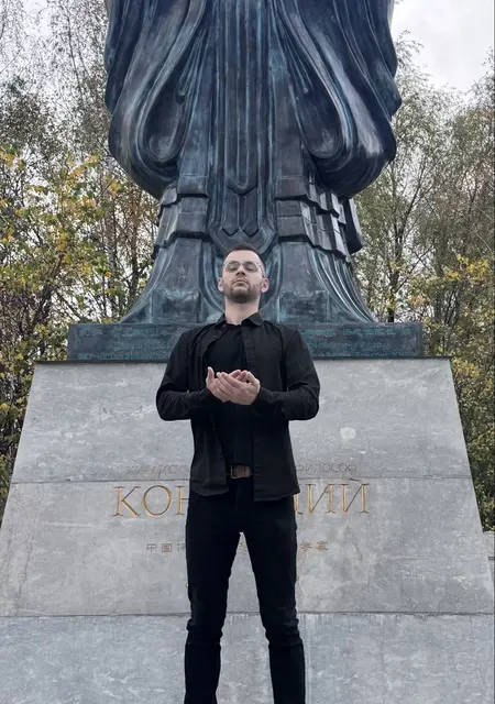 Я Константин, 24, знакомлюсь без обязательств в Вене