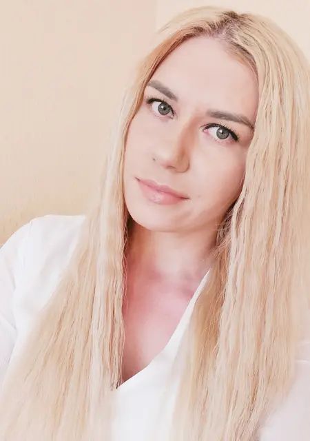 Марина з Рівного, мені 26 років, познайомлюсь для приємного проведення часу