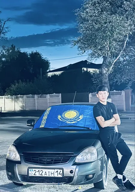 Я Арсен, 21, знакомлюсь на одну ночь в Астане