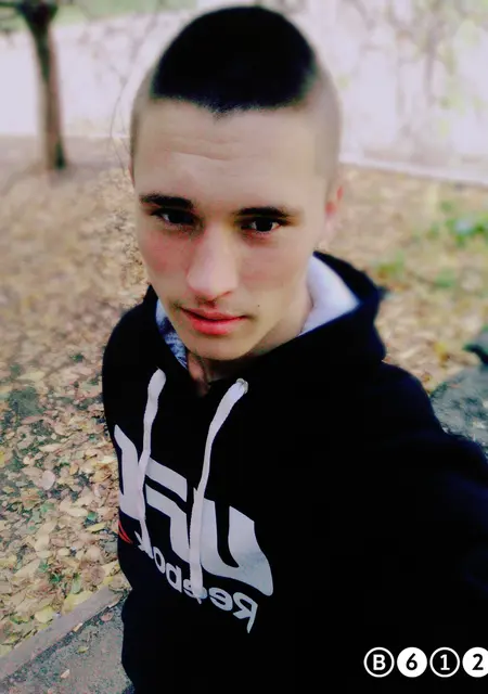 Я Docent Maloi, 27, знакомлюсь без обязательств в Новопскове