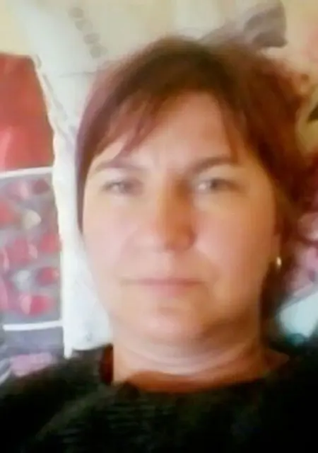 Я Elena, 39, знакомлюсь в Бухаресте