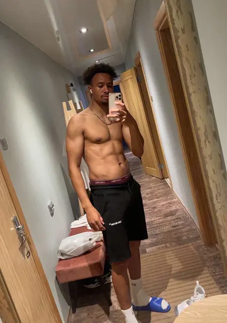 Я Instanuno, 27, из Риги, ищу знакомство для приятного времяпровождения