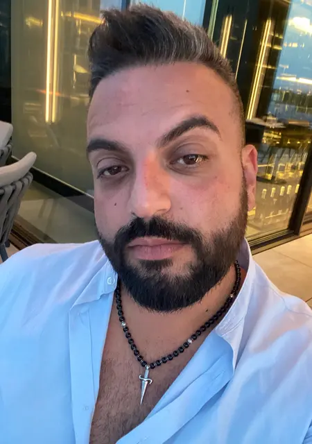 Nando из Кастельфидардо, ищу на сайте приятное времяпровождение