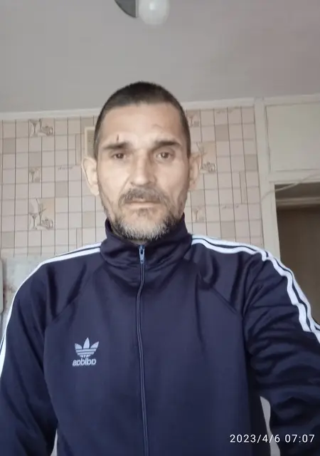 Я Андрей, 45, знакомлюсь без обязательств в Славянске