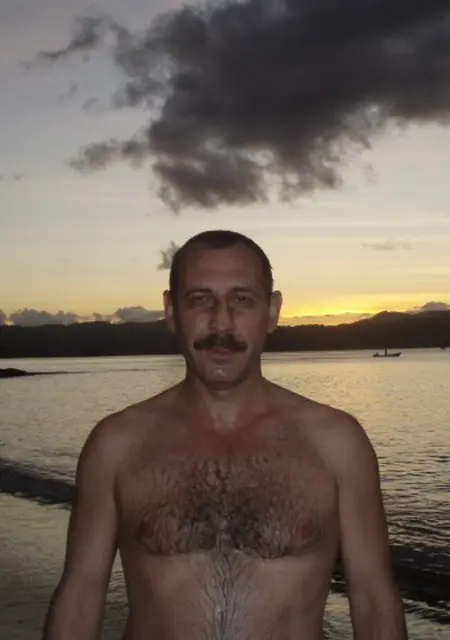 Kosta из Голой Пристани, мне 60, познакомлюсь на одну ночь