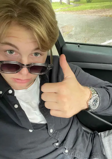 Я Lukas, 20, из Висбю, ищу знакомство для общения