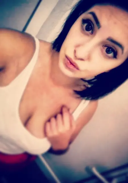 Инна из Александрии, мне 29, познакомлюсь для приятного времяпровождения