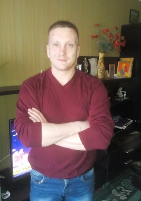 Коля з Павлограда, мені 40 років, познайомлюсь для постійних стосунків